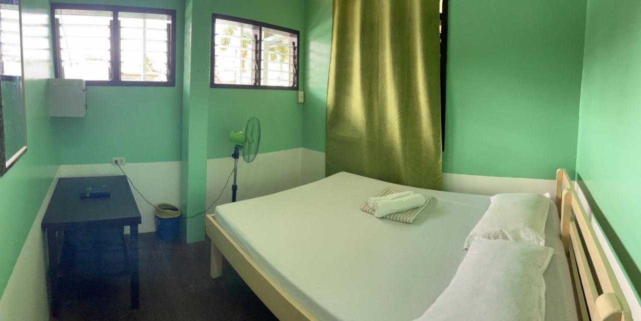 Austrias Guest House Ел Нидо Екстериор снимка