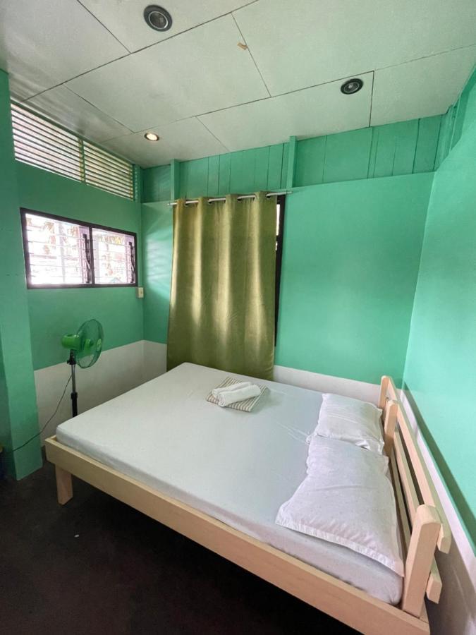 Austrias Guest House Ел Нидо Екстериор снимка
