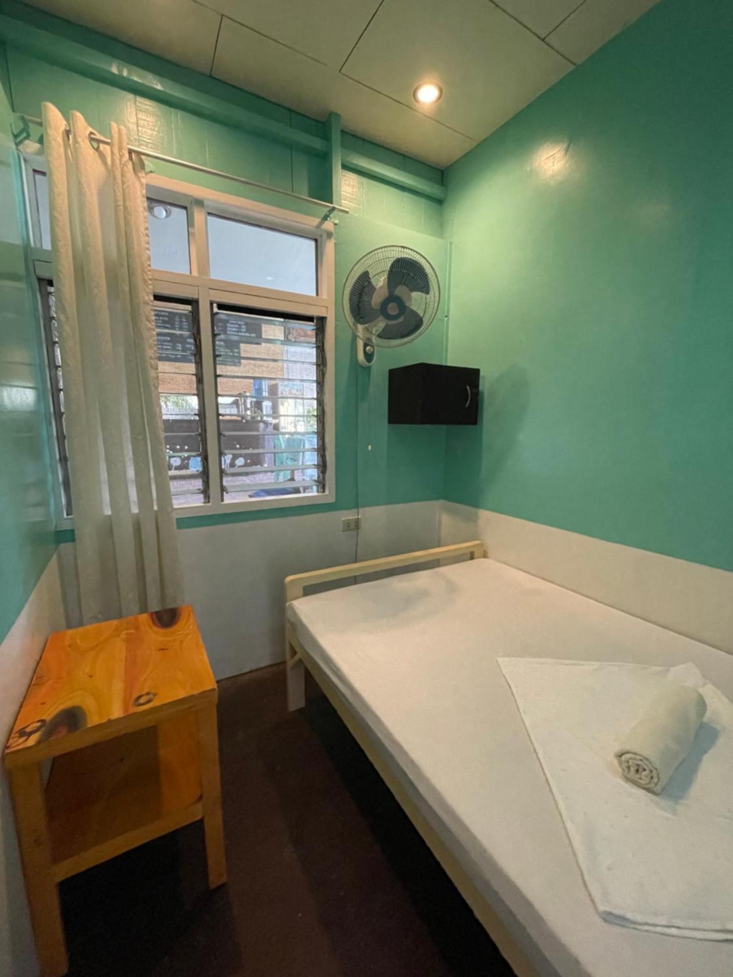 Austrias Guest House Ел Нидо Екстериор снимка